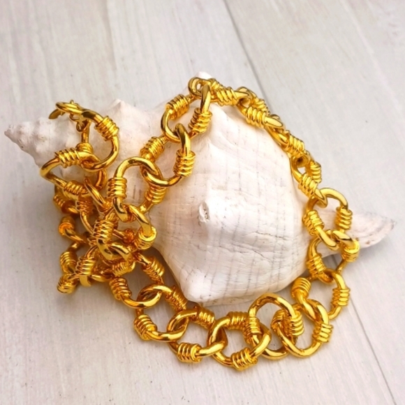 Buttery Sunset Gold-Tone Chunky Crafted Cleo Goddess Necklace - Picture 1 of 9